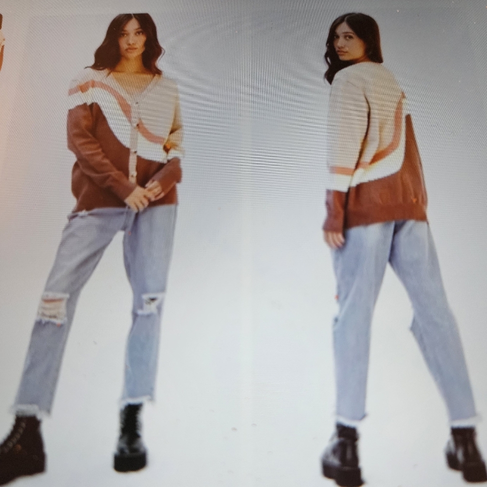 Retro Cardigan - Picture 2 of 3